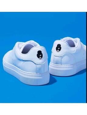 Alice + Olivia Thea Sneaker Women 37 or 7 in White, New in Box, $295 Retail